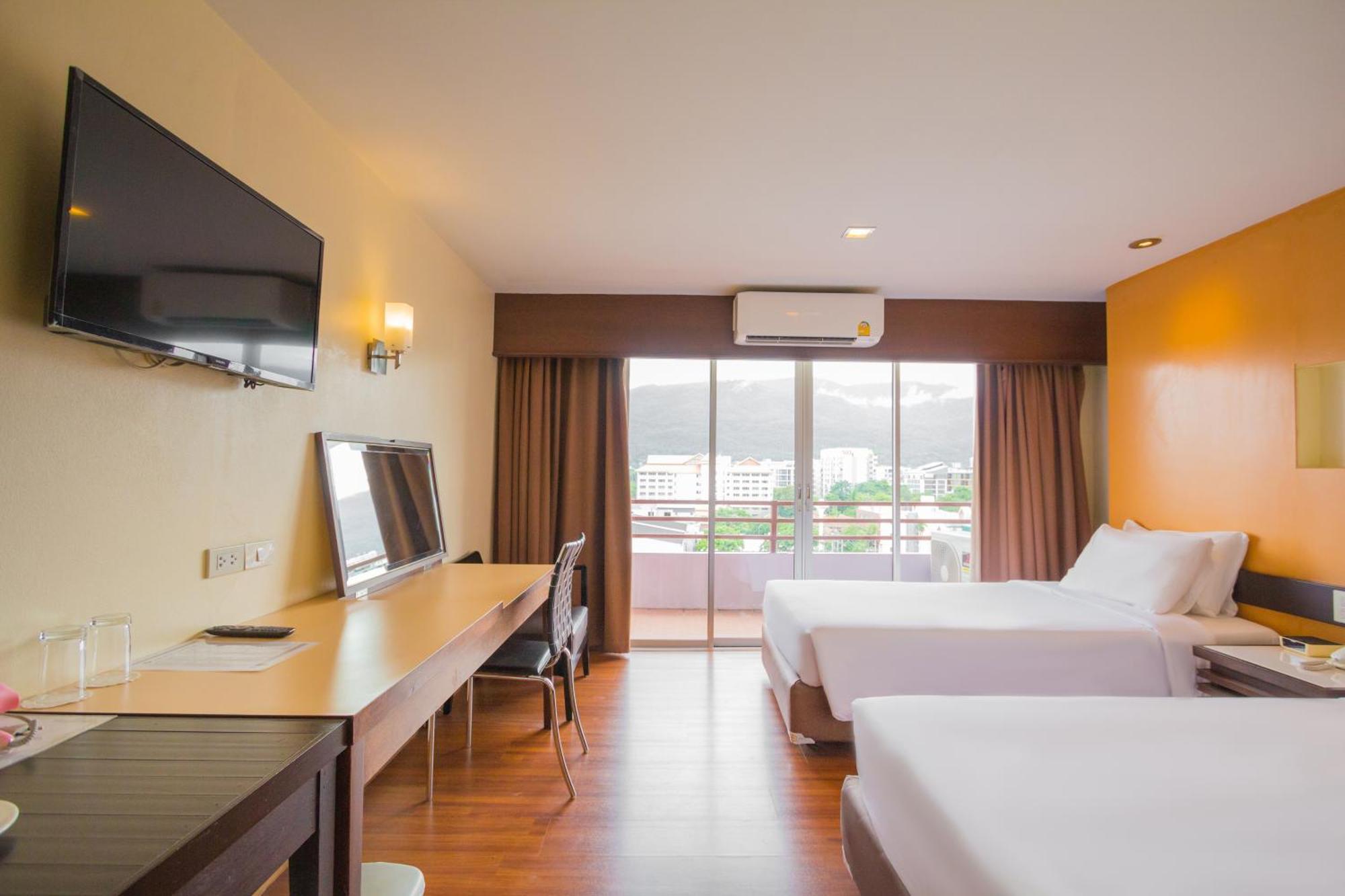 Mayflower Grande Hotel Чиангмай Экстерьер фото